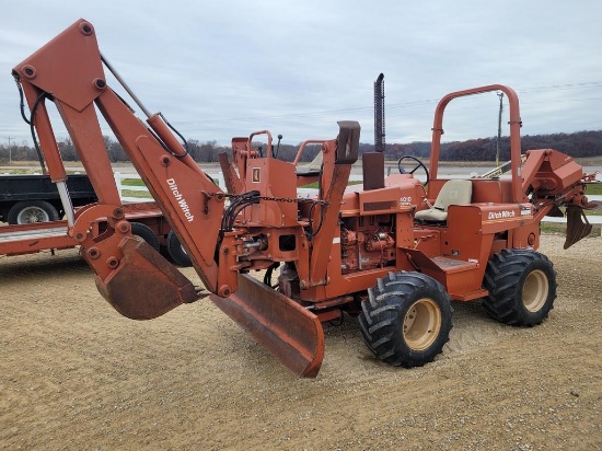 Ditch Witch 4010 Vibratory Plow Trencher Backhoe