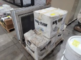 PALLET OF WINDOWS & BLOKFLASH