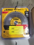 DEWALT 7-1/4