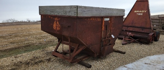 BUSHNELL GRAVITY BOX APPROX. 175 W/ EXTENSIONS