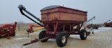 M & W 400 BUSHEL WAGON WITH SEED TRANSFER AUGER