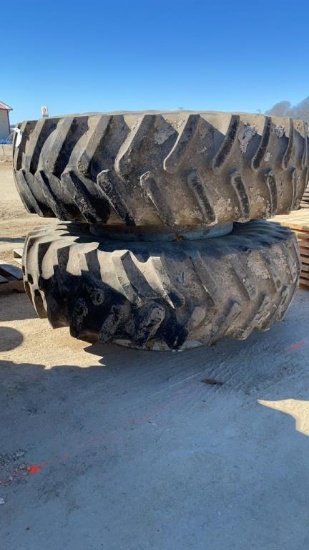 PAIR OF 20.8 X 38 CLAMP ON DUALS WITH CLAMPS