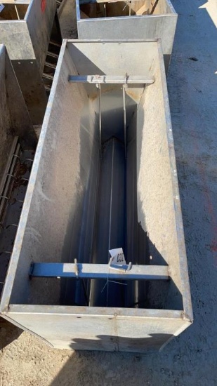 48" STAINLESS STEEL NURSERY FEEDERS