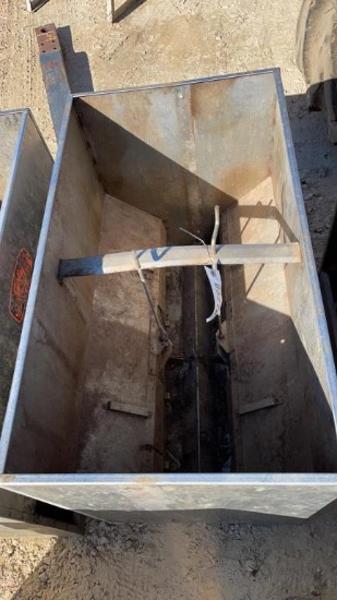 36" STAINLESS STEEL NURSERY FEEDERS