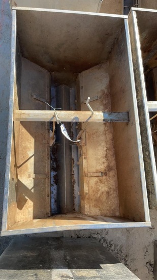 36" STAINLESS STEEL NURSERY FEEDERS