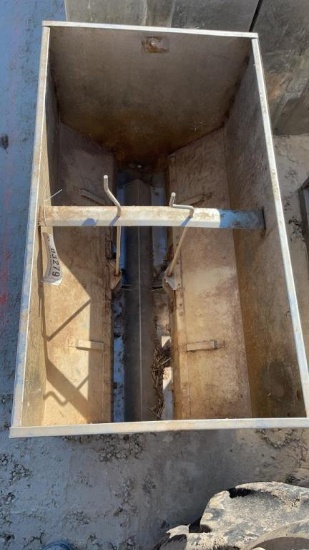 36" STAINLESS STEEL NURSERY FEEDERS
