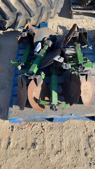 6- JOHN DEERE ROW CLEANERS FITS JD 7200/1750