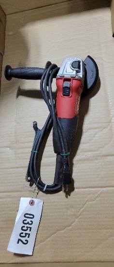 MILWAUKEE ANGLE GRINDER