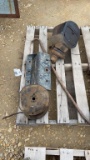 PALLET OF MISC ITEMS - SPOOL OF CHAIN, PRY BAR,