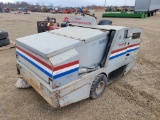 American Lincoln 2200 Self Propelled Sweeper