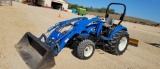 NEW HOLLAND TC40DA TRACTOR WITH LOADER