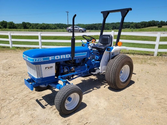 Ford 1710 Compact Tractor