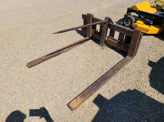 John Deere Loader Pallet Forks