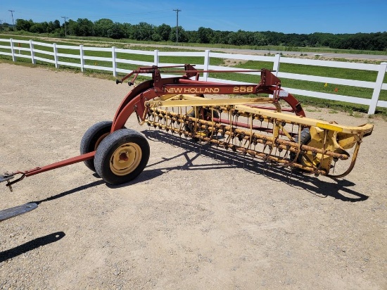 New Holland 258 Dolly Wheel Rake