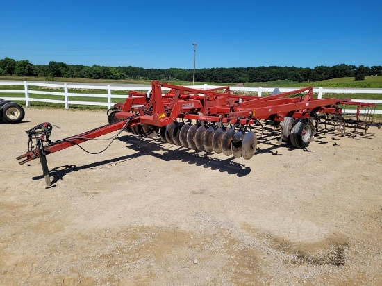 Case IH 4200 15' Field Finisher