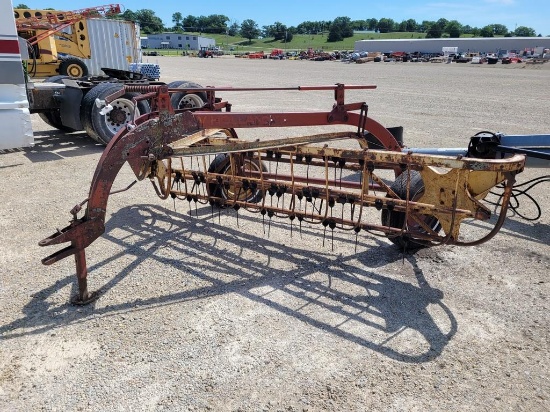 New Holland 256 Hay Rake