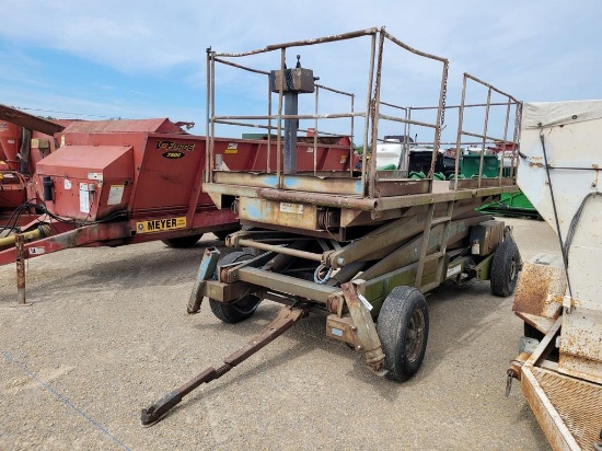 Grove 32' Towable Scissor Lift