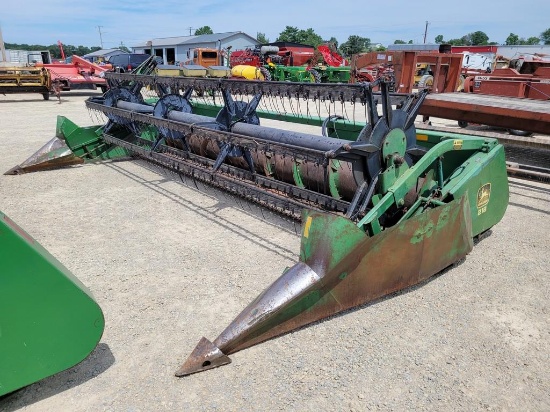 John Deere 218 Bean Head