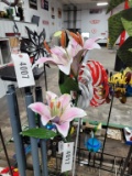 New Metal Flower Yard Art