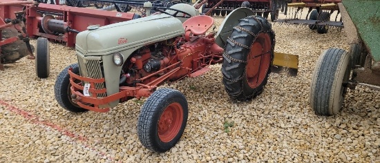FORD TRACTOR W/ 3 POINT REAR BLADE