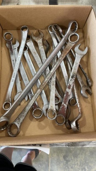 BOX MISC LARGE WRENCHES
