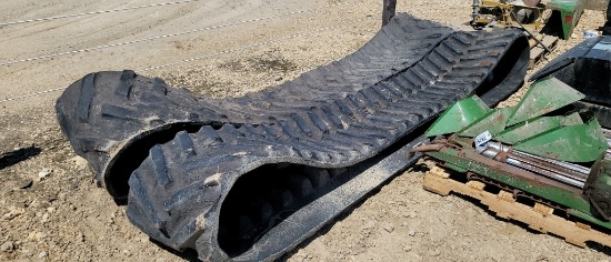 24"  RUBBER TRACKS OFF JOHN DEERE 8420