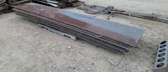 STEEL RAISED DECK FLOORING
