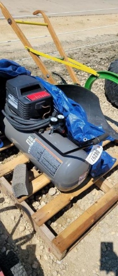 CRAFTSMAN AIR COMPRESSOR 17 GALLON 1.1 HP