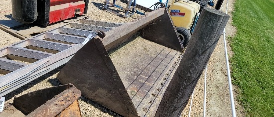 86" SKID LOADER BUCKET