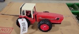 INTERNATIONAL 3588 2+2 TOY TRACTOR