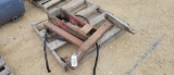 BARGE BOX HOIST