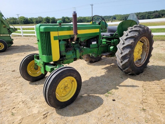 John Deere 420W Tractor