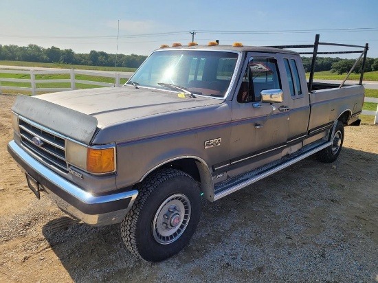 1990 Ford F250 Pick Up Truck