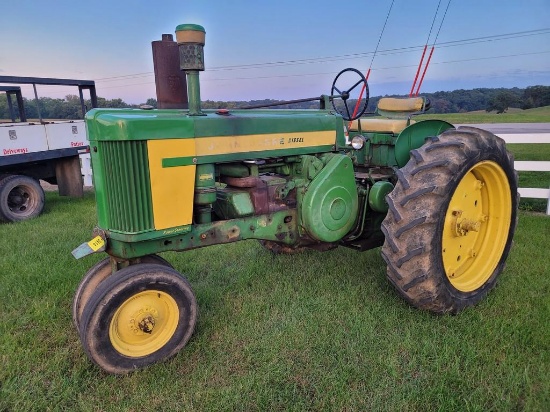 John Deere 720 Tractor