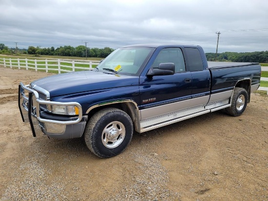 2002 Dodge 2500 Pick Up Truck