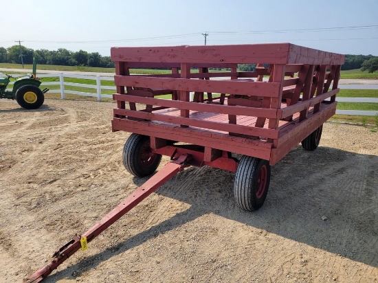 People Hauler Hay Rack