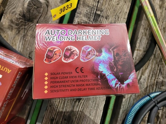 New Auto Darkening Welding Helmet