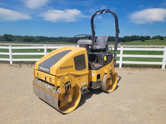 2016 Volvo DD25B Vibratory Roller