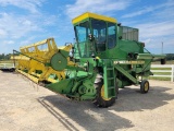 John Deere 3300 Combine & Head