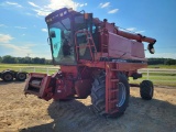 Case IH 1660 Combine