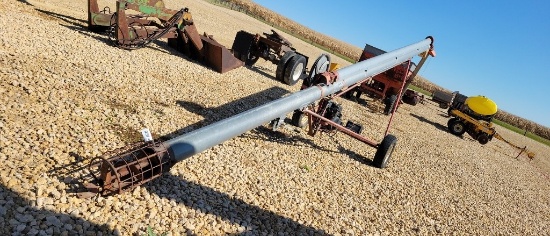 8" TRUCK AUGER W/ GAS ENGINE