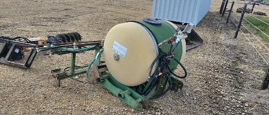 3 PT 8 ROW SPRAYER WITH BOOMS AND PUMP