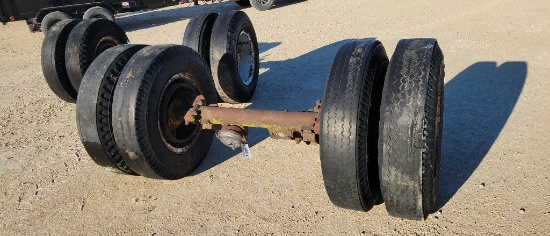 SEMI AXLE WITH 8 WHEELS AND TIRES