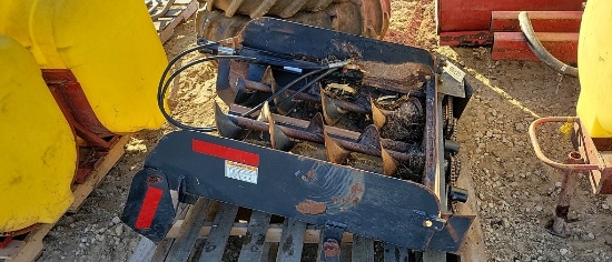 3- AUGER DISCHARGE OFF A KUHN 3142 FEED WAGON