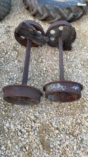 (4) - RAILROAD CART WHEELS WITH 2 AXLES