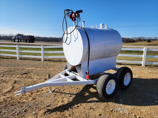 500 Gallon Fuel Trailer w/ Pump