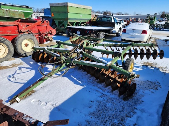 John Deere 16' Disk