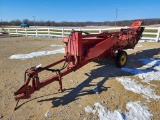 New Holland 273 Square Baler