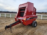 International 8450 Round Baler