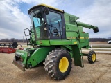 John Deere 6620 Combine